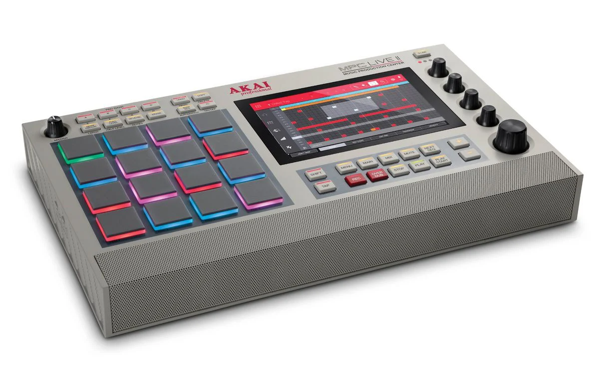 תחנת עבודה עצמאית Akai Professional MPC Live II RETRO