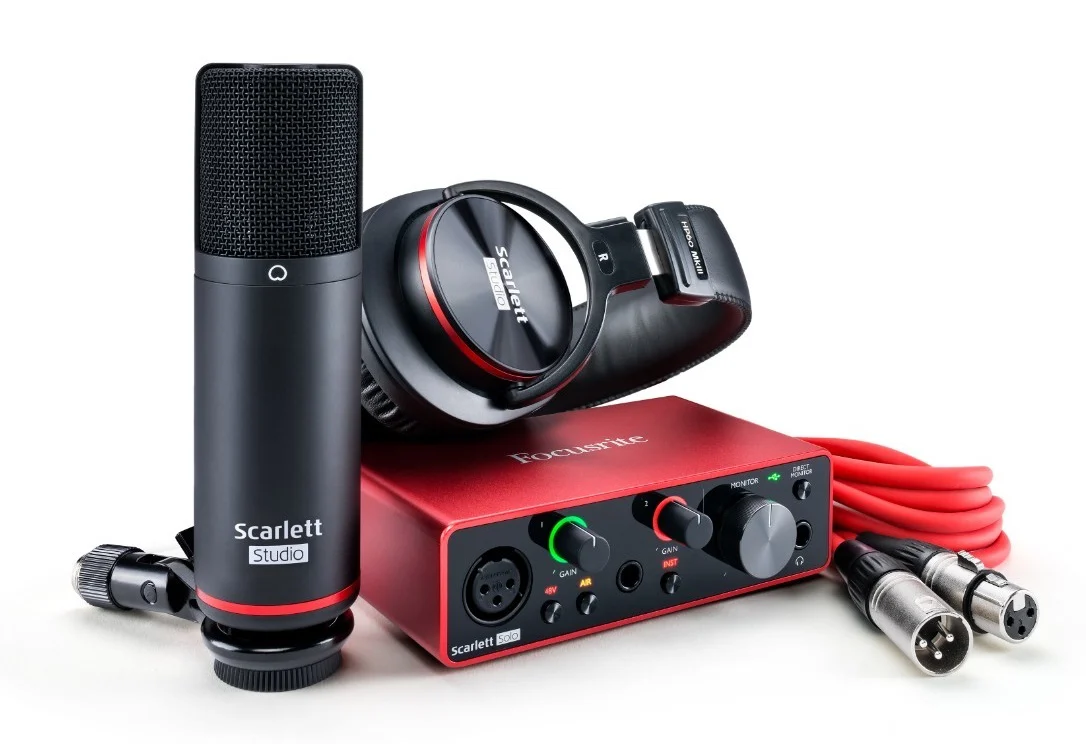 חבילת אולפן Focusrite Scarlett SOLO Studio G4