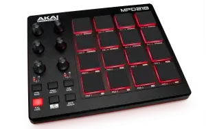 משטח שליטה AKAI Professional MPD218