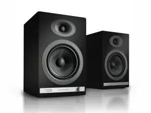 רמקולים מוגברים Audioengine HD5 בגימור עץ שחור
