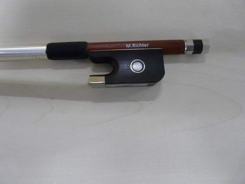 קשת עץ לכינור ריכטר מתומן M.RICHTER OCTAGONAL VIOLIN BOW - תמונה 3