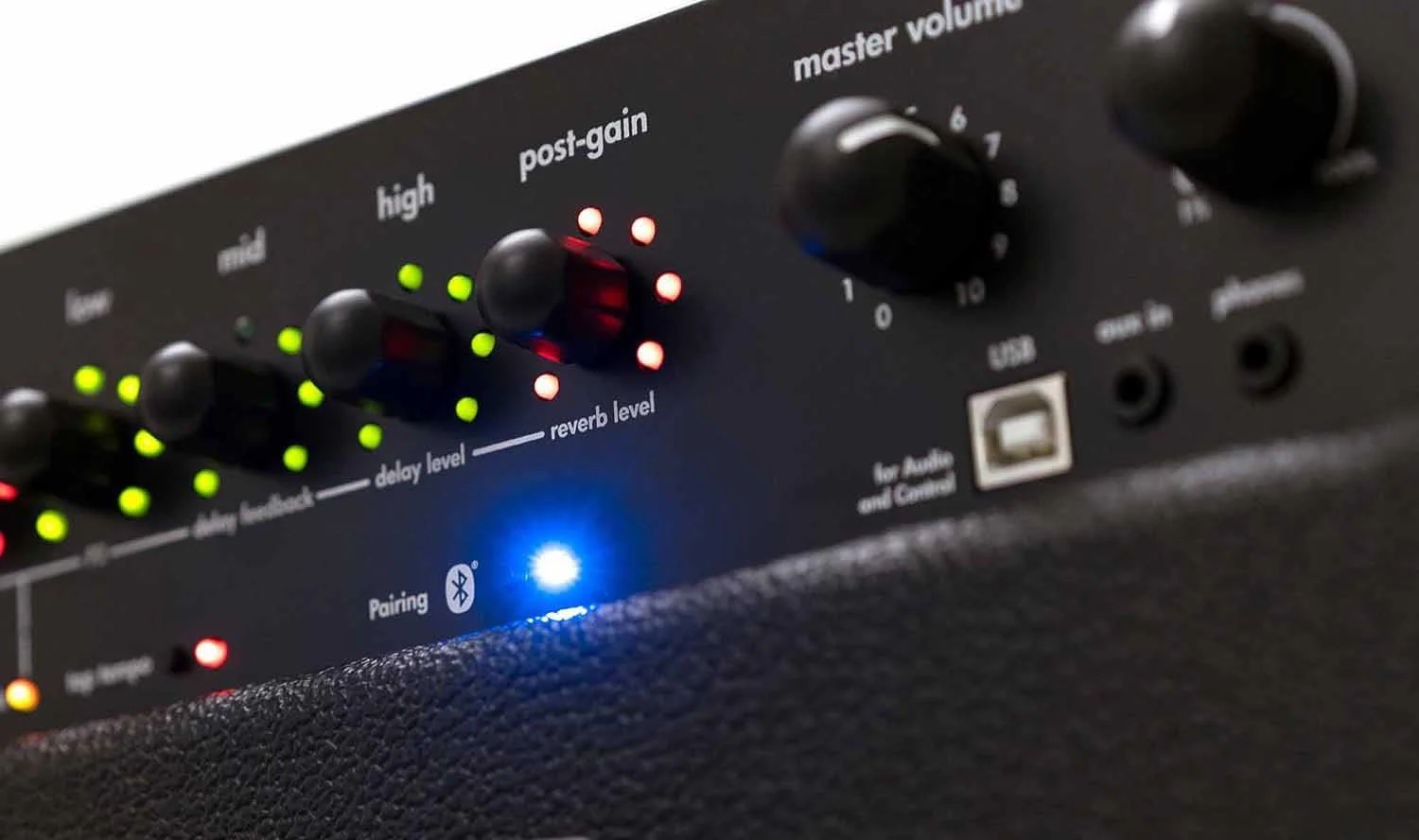 מגבר לגיטרה 60W עם אפקטים - Peavey VYPYR® X2 Guitar Modeling Amp - תמונה 8