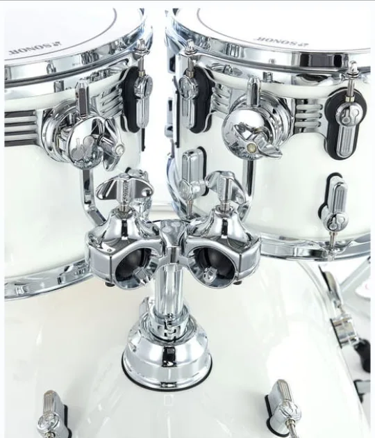 מערכת תופים 5 חלקים ("22) Stage PW מסדרת AQ1 של חברת Sonor