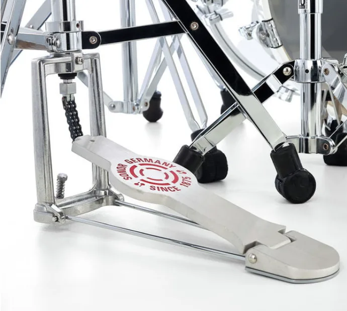 מערכת תופים 5 חלקים ("20) Studio WHT מסדרת AQ1 של חברת Sonor