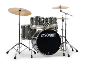 מערכת תופים 5 חלקים + אביזרים ומצילות AQX 20" Studio black midnight sparkle מבית SONOR