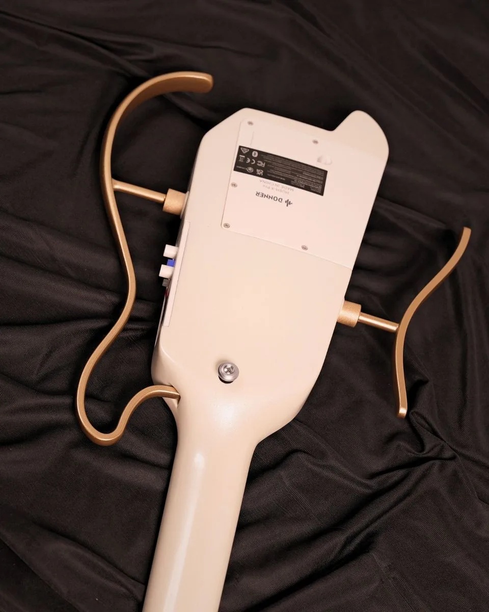 גיטרה חשמלית חכמה Donner Smart Electric Guitar HUSH X PRO White Luxe EC7450