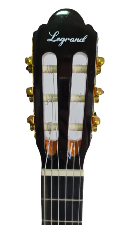 גיטרה קלאסית EC-3990S לכל הרמות בצבע טבעי כהה מבית Legrand