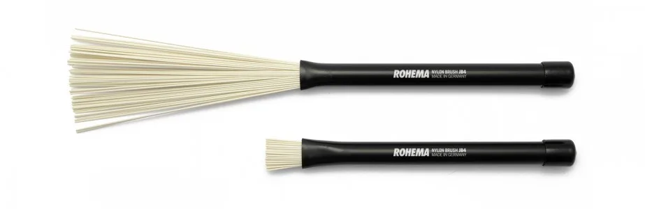 מברשות ניילון לתופים 61397 JB-4 Rubber handle, nylon bristles מבית ROHEMA (GERMANY)